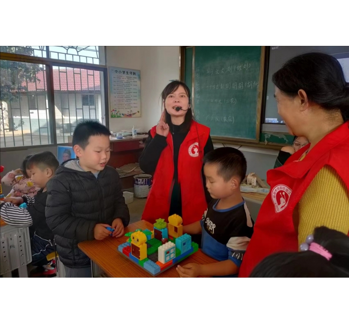 乐乐箱困境儿童关爱计划