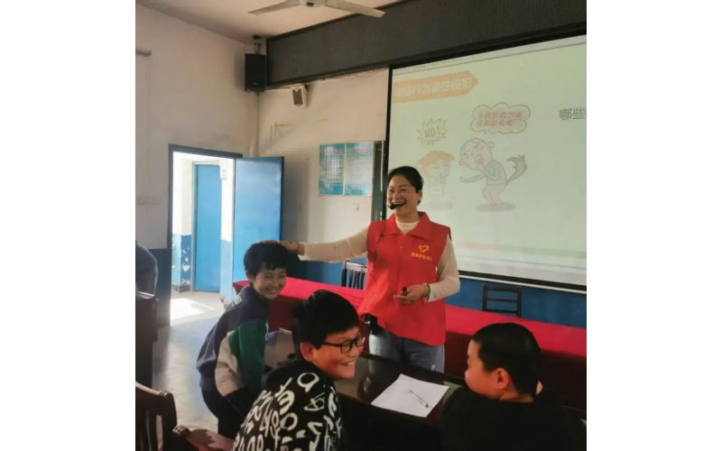 守护花蕾 护航成长